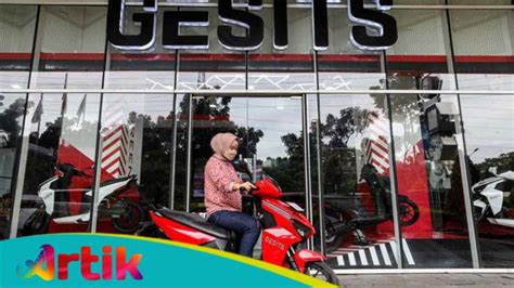 Beralih Ke Motor Listrik Kendaraan Operasional Bensin Pemkot Surabaya