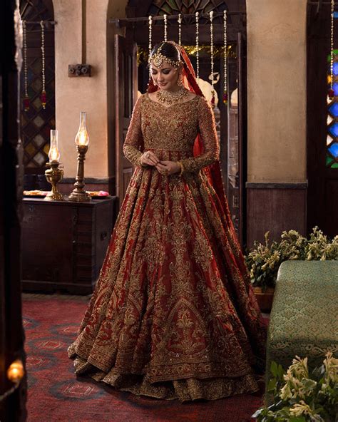 Red Pakistani Wedding Dresses 2022