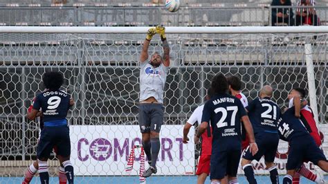 Calcio Serie C Il Rimini Strappa Un Punto A Fano