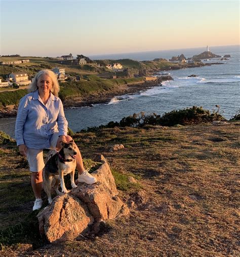 Experience Jersey - Guides - Sue - Jersey Tourist Bronze Badge Guide 2020