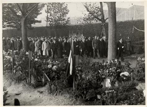 Le Mont Valérien lieu d histoire lieu de mémoire Chemins de mémoire