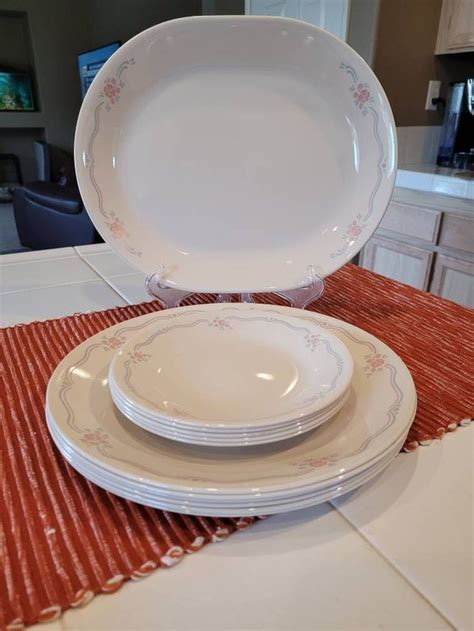 12pc Set Corelle English Breakfast Dinner Plates Bread Plates Serving