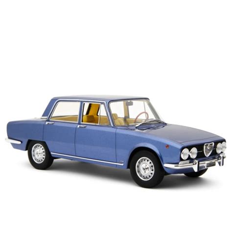 Alfa Romeo Berlina Blu Pervinca Metallizzato