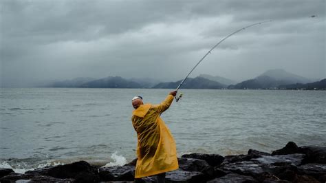 Arti Mimpi Memancing Ikan Menurut Psikologi Bisa Jadi Isyarat