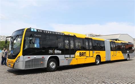 Prefeitura do Rio apresenta novo modelo do BRT Época Negócios Brasil