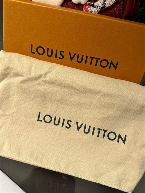 Introducir Imagen Louis Vuitton Fond Noir Fr Thptnganamst Edu Vn