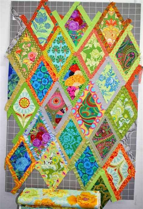 Gone Aussie Quilting Bordered Diamonds Workshop With Kaffe Fassett