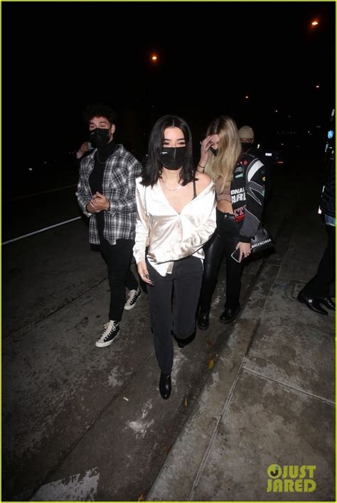 Dixie D Amelio Noah Beck Dine Out After His Hot New Magazine Cover Was Revealed Photo