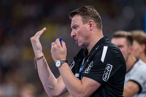 Handball THW Kiel schlägt Löwen in Thriller und gewinnt erneut den