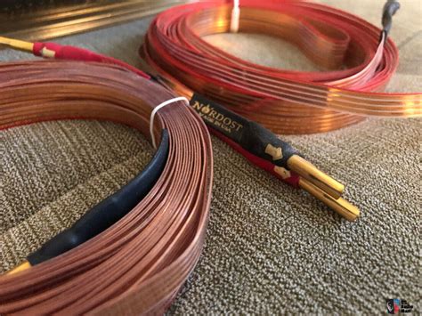 Nordost Flatline Gold MK2 4 5m Single Wire Speaker Cables Photo