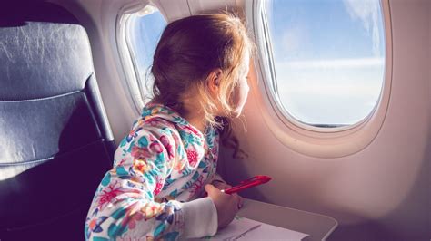 Kinder Auf Reisen Ab Wann Darf Man Alleine Fliegen