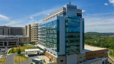 UConn Health Announces Employee Vaccination Requirement - UConn Today