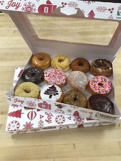 Choosing the Perfect Dozen for Your Holiday Party | Dunkin'