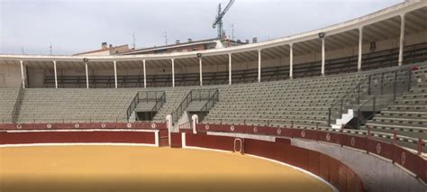 Plaza De Toros Ayuntamiento De Calahorra