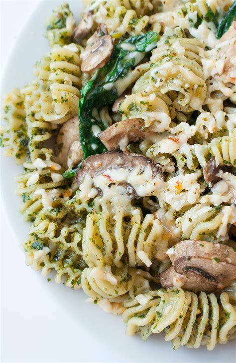 Roasted Garlic Kale Pesto Pasta