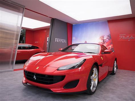 Naza Italia Lancar Bilik Pameran Pengalan Pop Up Ferrari Mynewshub