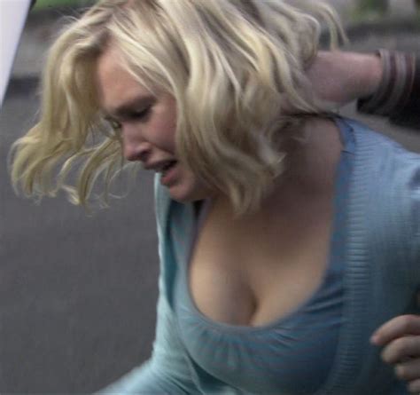 Eliza Taylor Desnuda En Rush