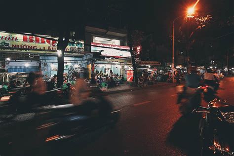 Best Saigon Street Food Vinh Khanh Will Fly For Food