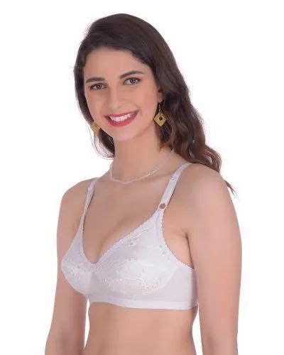 Plain Non Padded White Cotton Bra For Daily Wear Size 34 At Rs 37