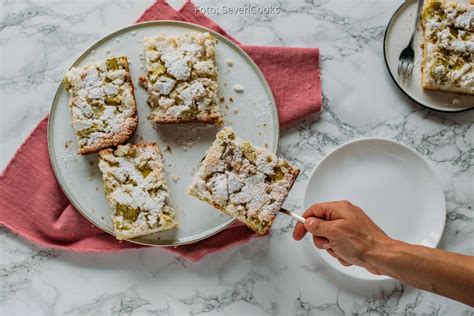 Rhabarber Kokos Kuchen Von Sevencooks