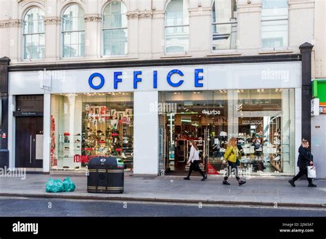 Office Shoes Hi Res Stock Photography And Images Alamy