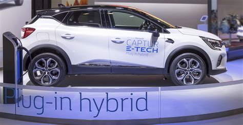 E Guide Renault Captur E Tech Plug In Hybrid Index