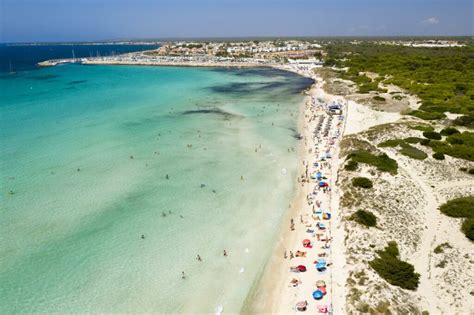 Playa Es Trenc Mejor Playa De Mallorca Hecho Para Turistas