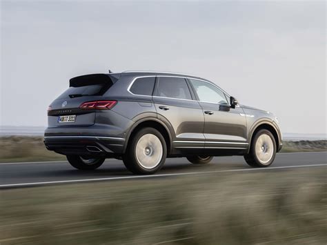 Le Nouveau Volkswagen Touareg Tdi V8 R Line Est Le Plus Puissant Et Le Plus Sportif Des Suv De