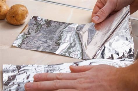 Adiós al frío este es el truco para calentar la casa con papel aluminio