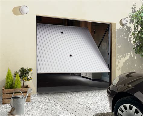 Porte de garage basculante manuelle non débordante H 200 x l 237 cm