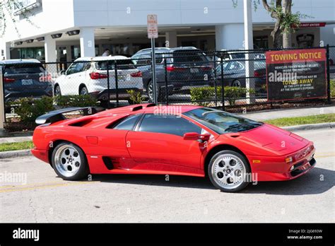 Miami Beach Florida Usa April Red Lamborghini Diablo Side