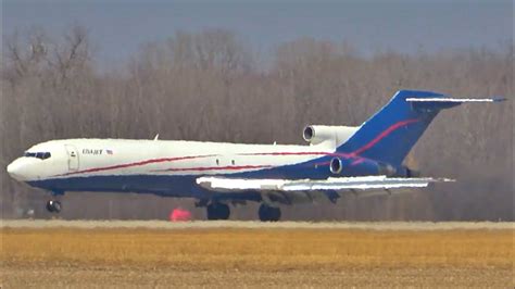 Usa Jet Airlines B F N Us Landing Taxi At Willow Run