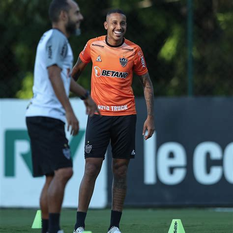 Um Mês Após Lesão Jair Volta A Ser Relacionado No Atlético Mg E Será