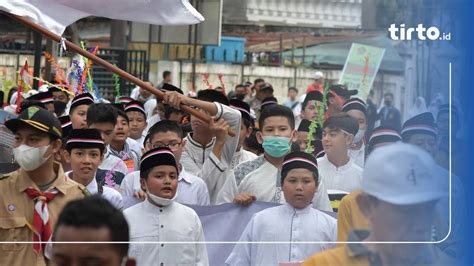 20 Contoh Kegiatan Maulid Nabi Di Masjid Desa Dan Sekolah