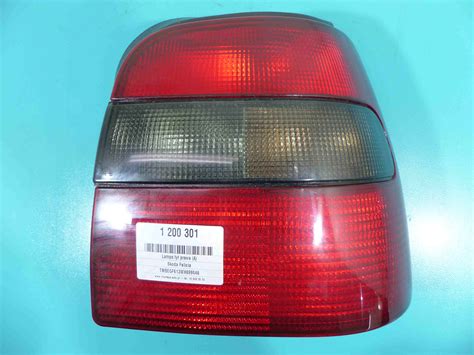 Lampa Ty Prawa Skoda Felicia Hb