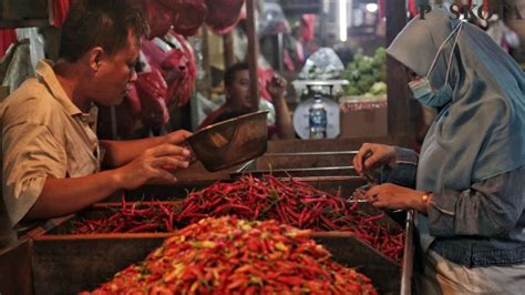 Tngginya Harga Cabai Pengaruhi Omzet Pedagang Hingga Proses Tawar