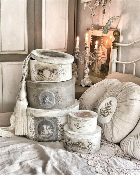 Pin On Hat Boxes Shabby Decor Shabby Chic Crafts Shabby Chic Diy