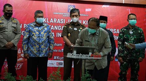 Asisten I Ikut Teken Pakta Integritas Kemenkumham WBK