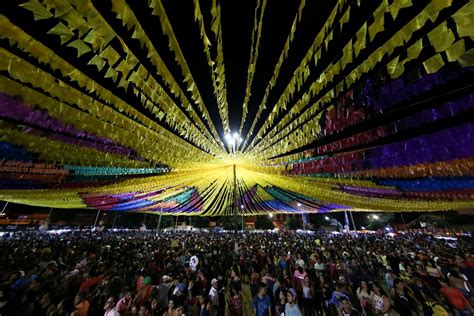 Amendoim vinho e canjica puxam as vendas no período das Festas Juninas