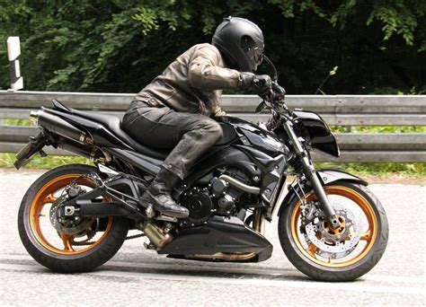 Umgebautes Motorrad Suzuki Gsr Von Biker Gsr Ps Ch