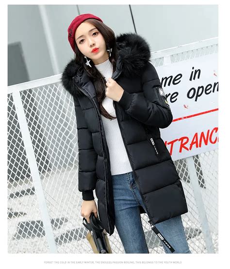 2023 Big Hair Collar Down Padded Jacket Women Winter Long Fashion Large