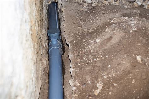 5 Must Know Warning Signs Of A Damaged Sewer Line