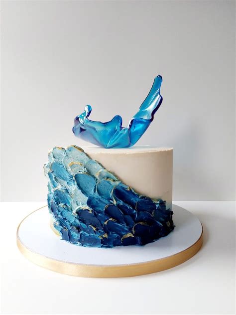Isomalt Blue Buttercream Gold Ocean Birthday Cakes Ocean Cakes Wave