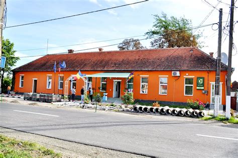 Tauț Tourist Info Romania Visitor Center