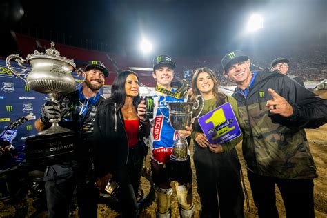 Haiden Deegan Wins Smx As A Rookie Racer X