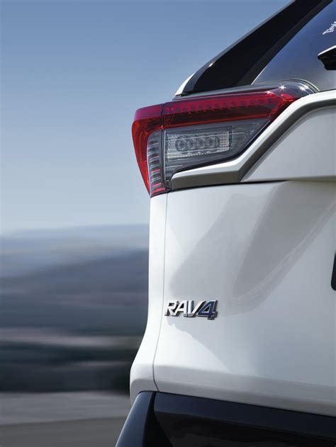 Toyota Reveals UK Pricing For RAV4 Hybrid - autoevolution