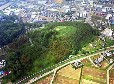 〈しなの歴史再見〉松本の弘法山古墳と針塚古墳 史跡公園として整備 身近に｜信濃毎日新聞デジタル 信州・長野県のニュースサイト