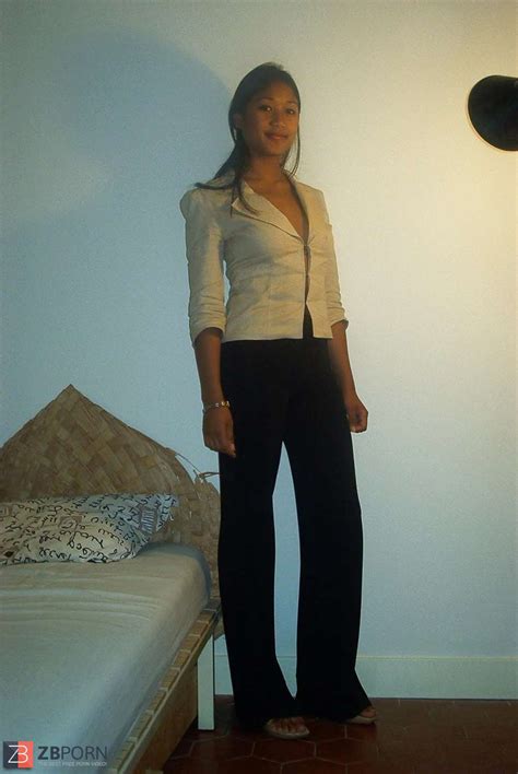 Fleshy Asia GIRLFRIEND Like A Rock Hard Boner ZB Porn