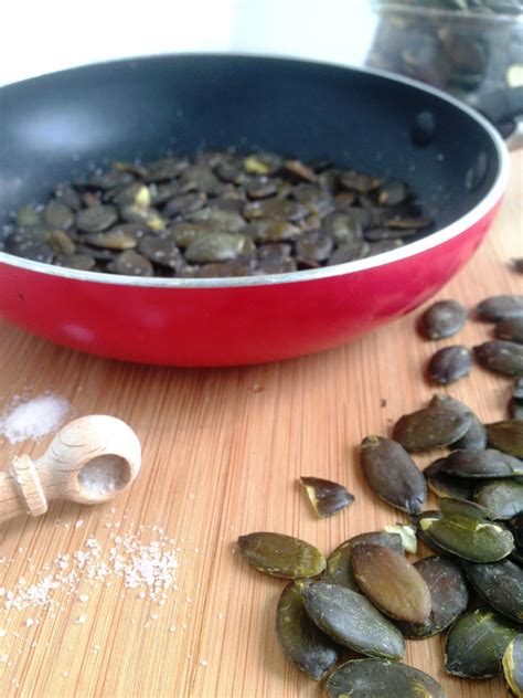 Taste The World Mexican Pepitas Roasted Pumpkin Seeds Minamade