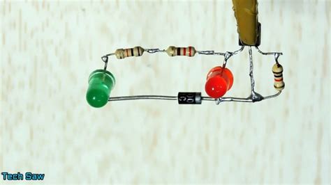 Простой индикатор уровня заряда аккумулятора 3,7 В